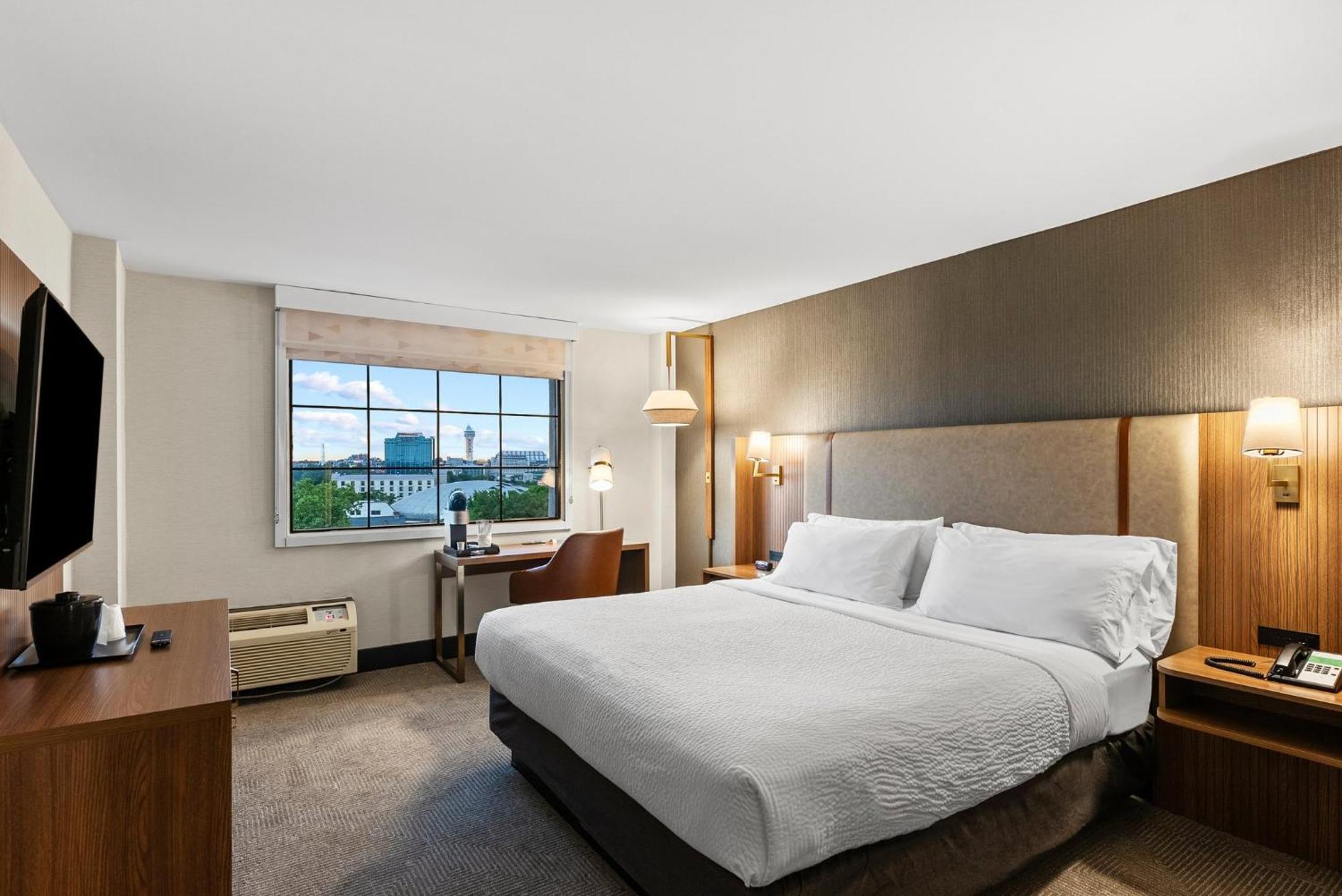Holiday Inn Niagara Falls State Park Entry By Ihg Bagian luar foto