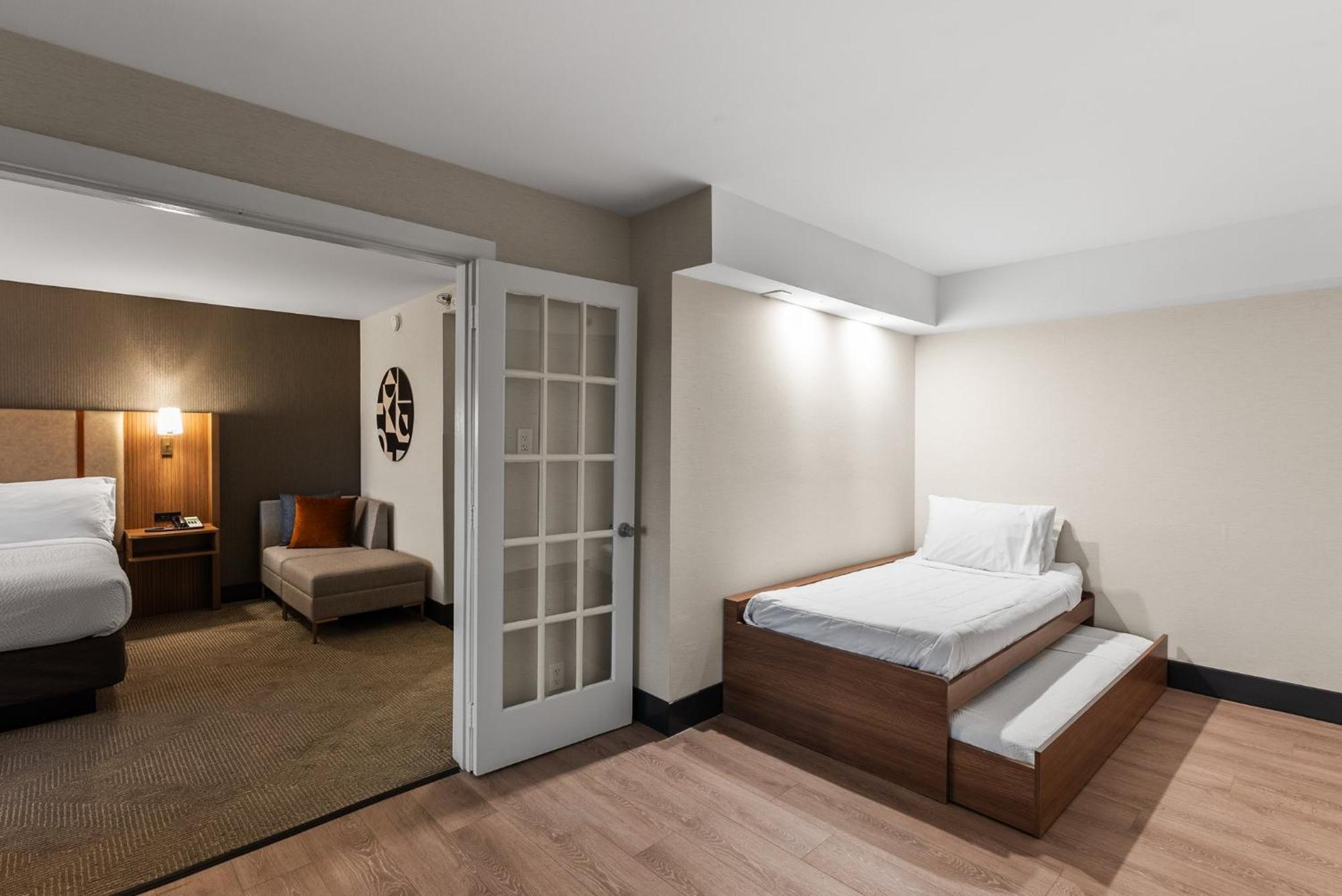Holiday Inn Niagara Falls State Park Entry By Ihg Bagian luar foto